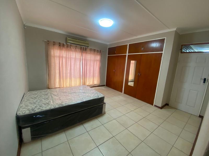 To Let 4 Bedroom Property for Rent in Kathu Northern Cape